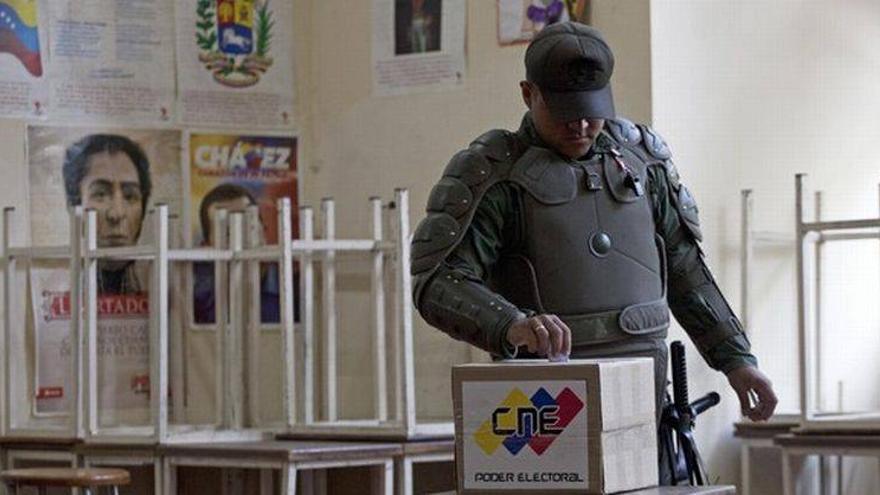 Los colegios electorales de Venezuela abren con normalidad