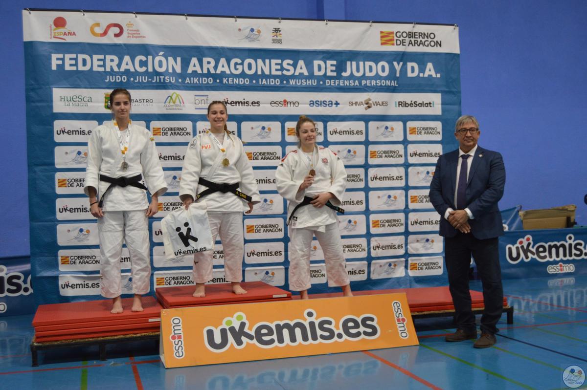 Aitana Sala, en los más alto del podio en la Copa de España Sénior de Binefar.