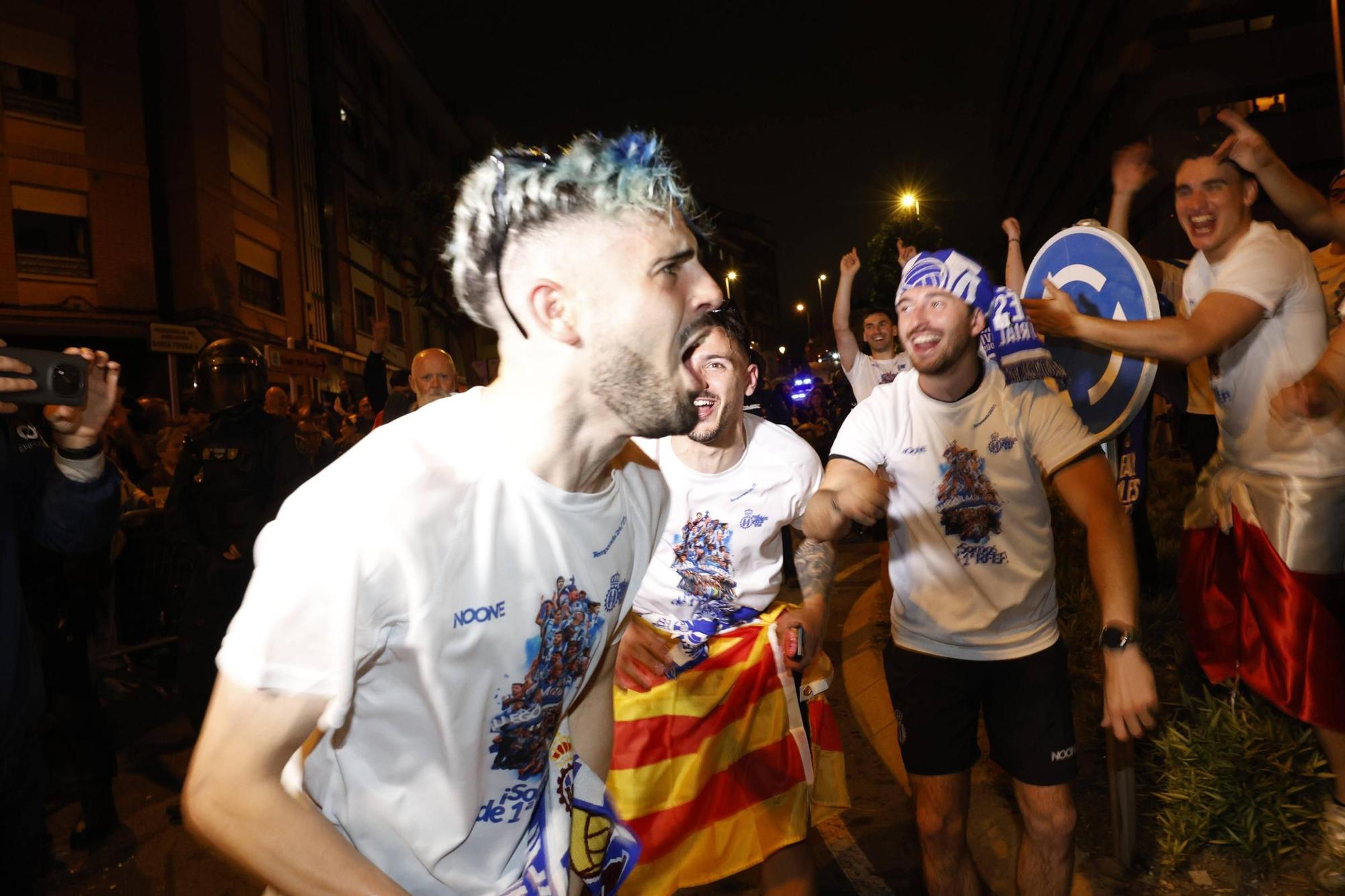 EN IMÁGENES: Locura en las calles de Avilés por el ascenso