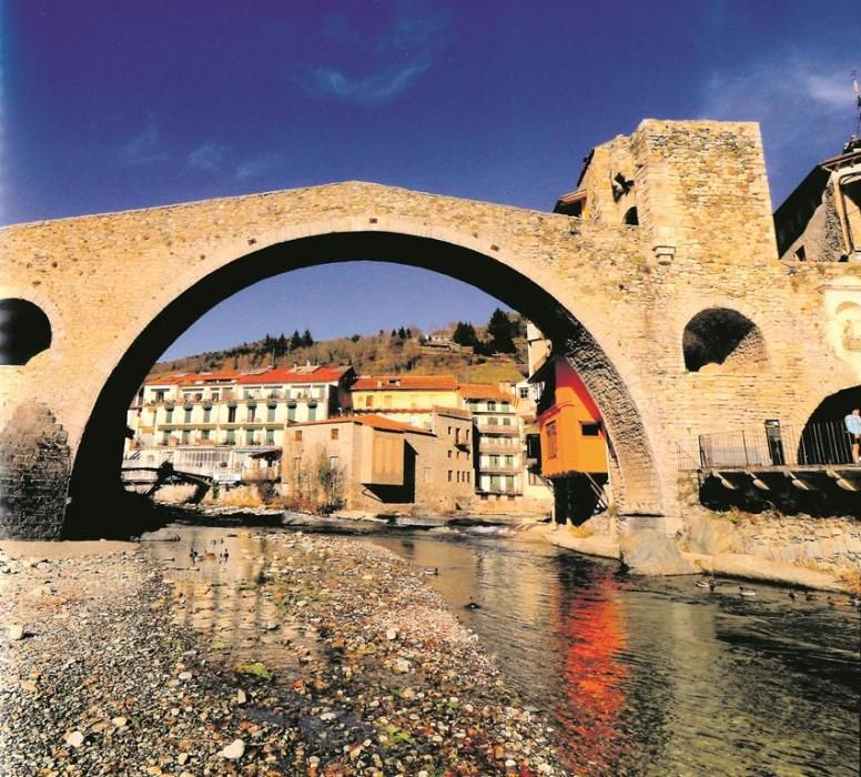 El pont Nou sobre el Ter a Camprodon