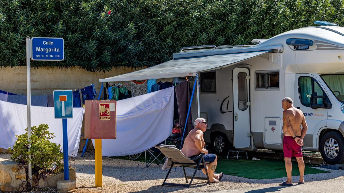 Extranjeros en un camping de Benidorm, en una imagen de archivo.