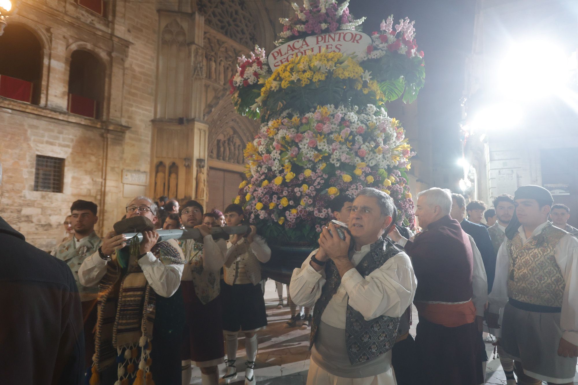 Todas las fotos de la Ofrenda del 17 de marzo por la calle San Vicente de 20:00 a 21:00 horas