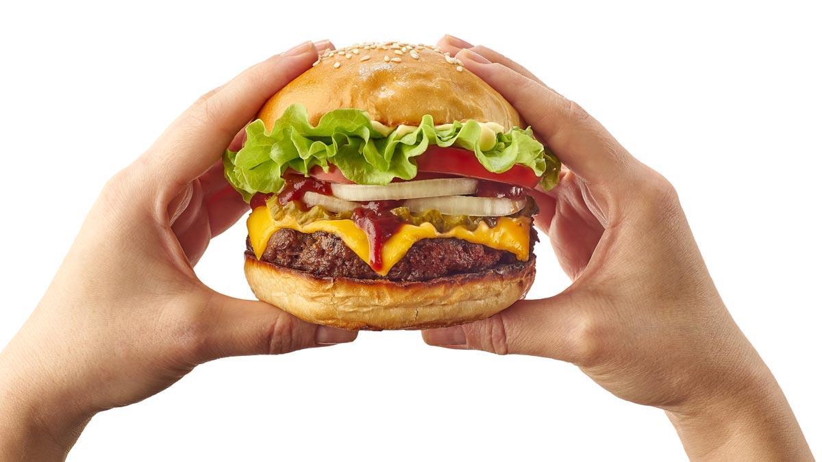 Troba un dit humà dins l’hamburguesa que menjava en un restaurant