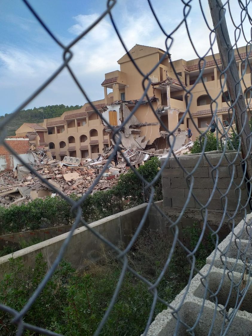 Derrumbe edificio en Peñíscola