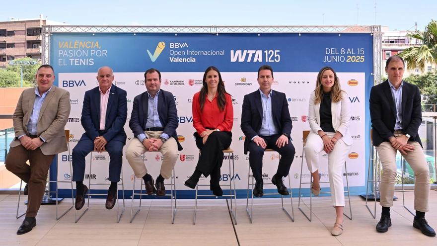 Organizadores, patrocinadores y representantes institucionales se dieron cita en la presentación del BBVA Open Internacional. | SD