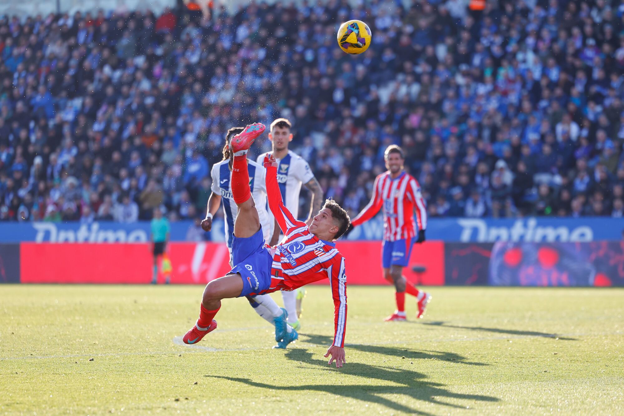 Giuliano Simeone of Atletico de Madrid in action during the Spanish League, LaLiga EA Sports, football match played between CD Leganes and Atletico de Madrid at Butarque stadium on January 18, 2025, in Leganes, Madrid, Spain. AFP7 18/01/2025 ONLY FOR USE IN SPAIN. Dennis Agyeman / AFP7 / Europa Press;2025;SPAIN;SPORT;ZSPORT;SOCCER;ZSOCCER;CD Leganes v Atletico de Madrid - LaLiga EA Sports;