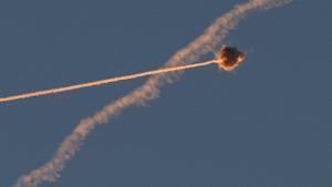 Gran ataque de Hezbolá contra el norte de Israel con 200 cohetes y más de 20 drones