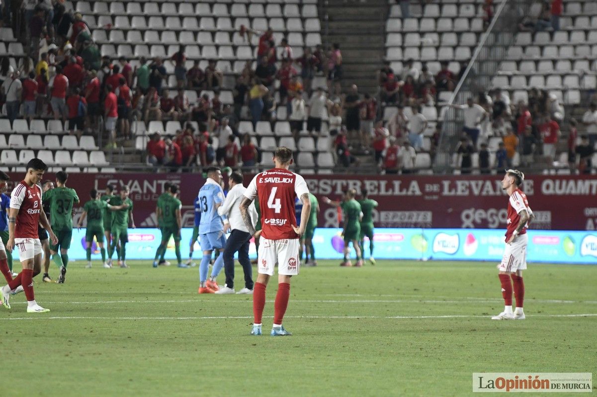 Así fue el encuentro del play off del Real Murcia y el Nástic en la lucha por el ascenso