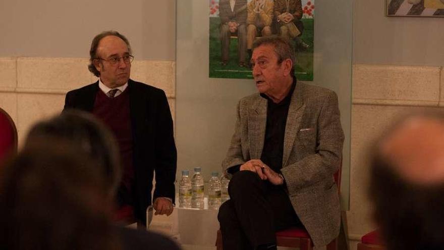 Luis Varela mantiene un encuentro con su público en el Principal de Zamora