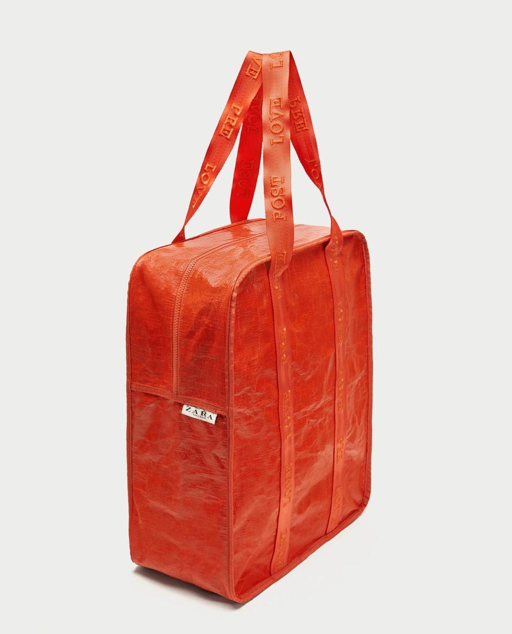 Bolsa de Ikea en naranja, de Zara