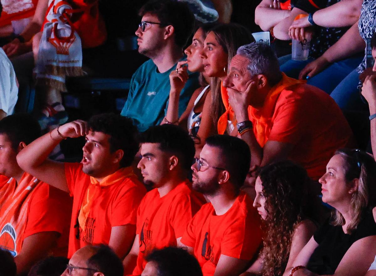 El Roig Arena empuja en busca de la segunda liga
