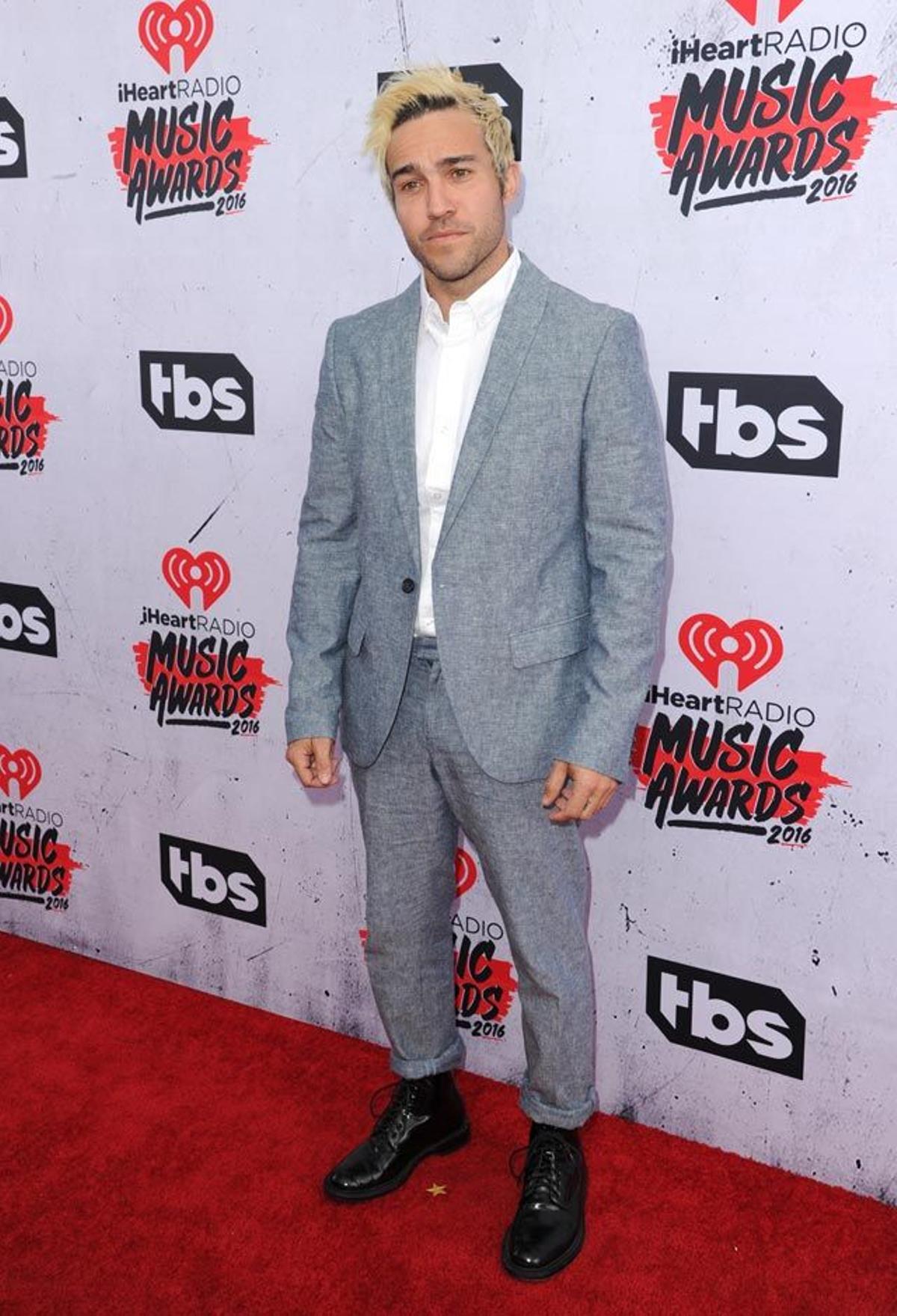 Pete Wentz, en la alfombra roja de los iiHeartRadio Awards 2016.