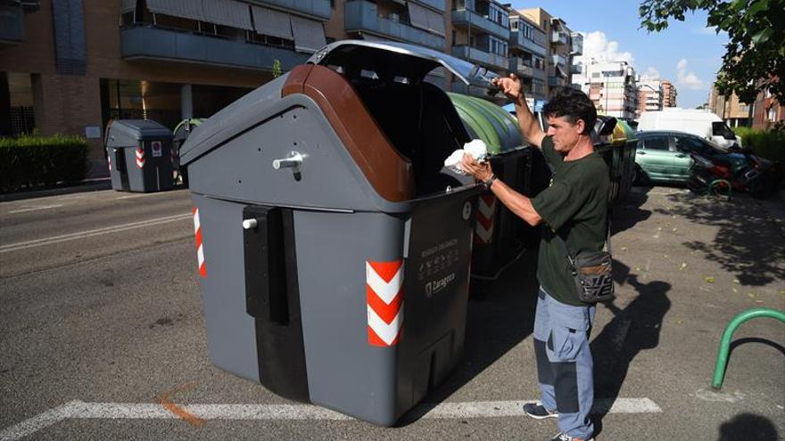 Un tercio de los vecinos del Actur se registra en la recogida selectiva