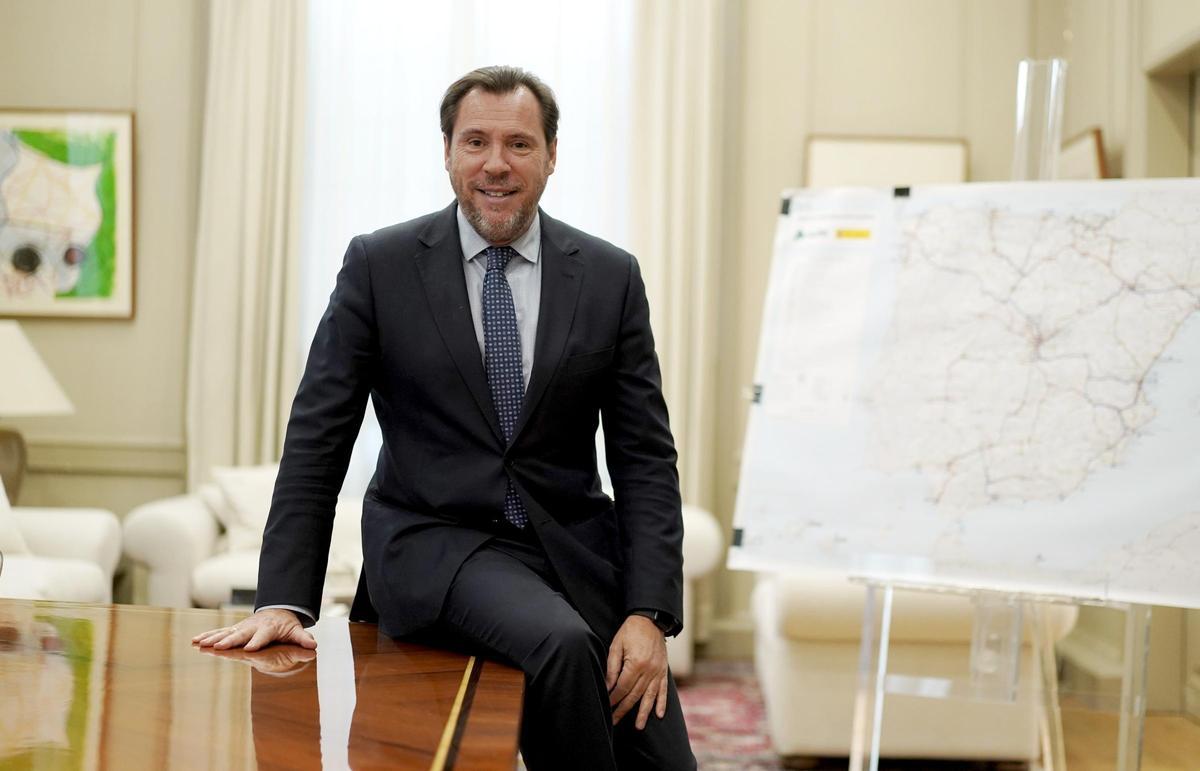 El ministro Óscar Puente, después de la entrevista.