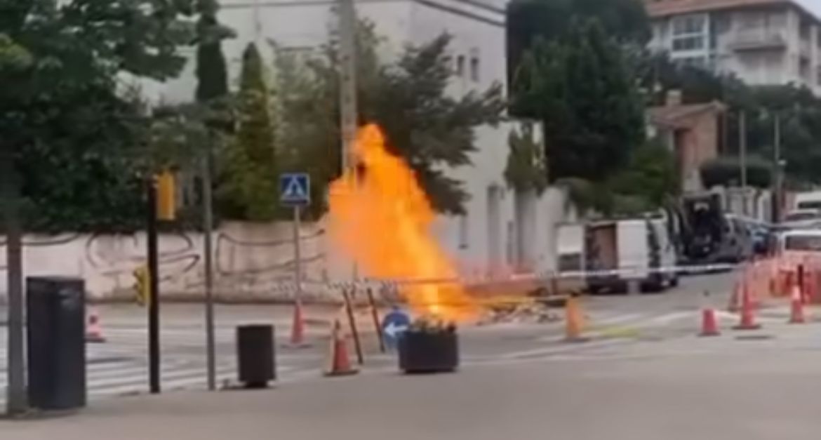 Unes obres provoquen una fuita de gas a Figueres