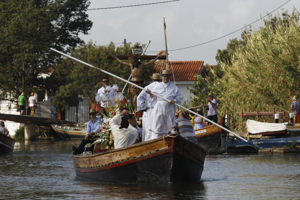 Encuentro de los Cristos de El Palmar, Catarroja, Silla y Massanassa en el Lago de la Albufera