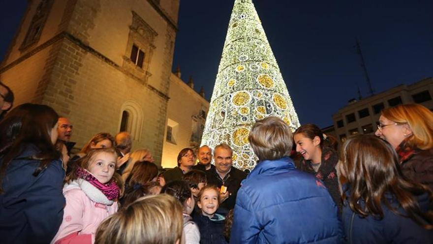 1.045.620 puntos leds iluminan las zonas comerciales y el Casco Viejo