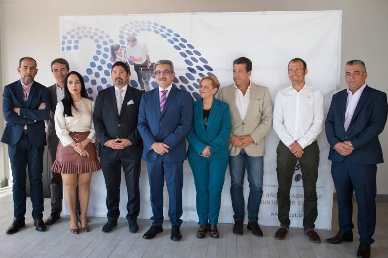 Reunión de Román Rodríguez y el CEST