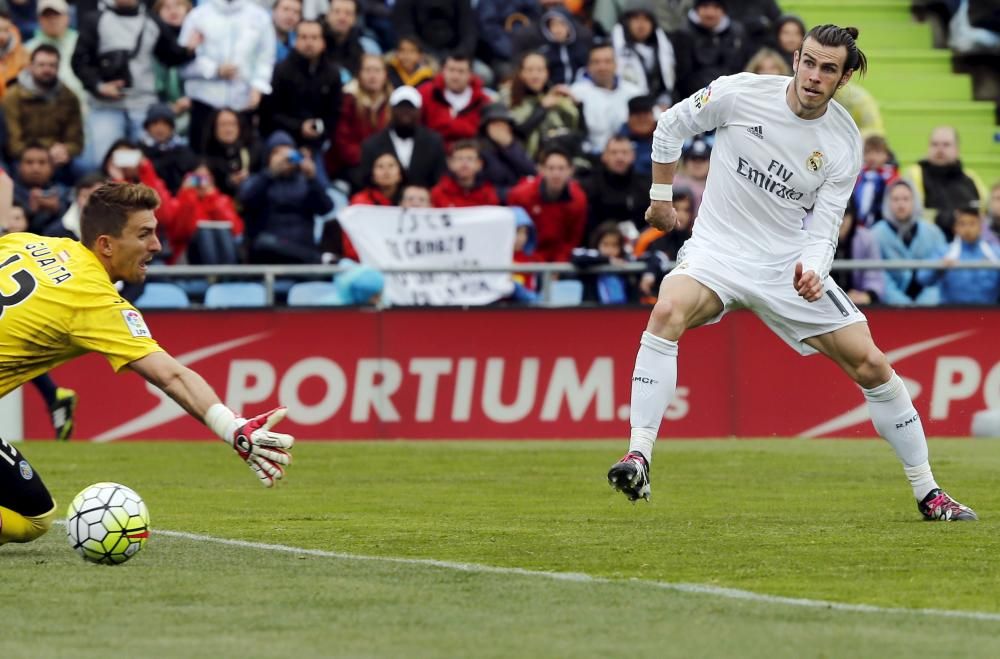 Imágenes del partido entre Getafe y Real Madrid en el Coliseum.