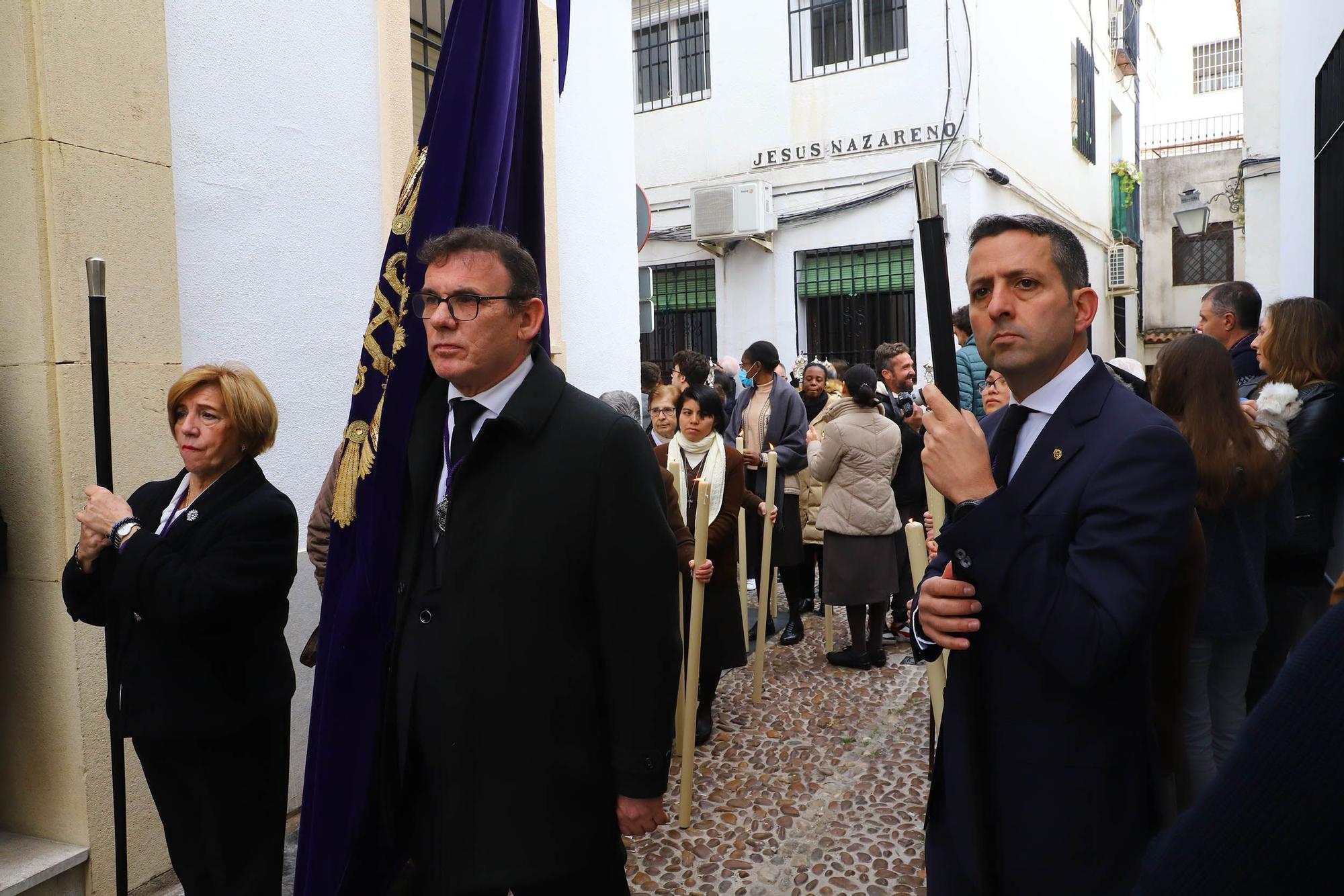 El Padre Cristobal procesiona por las calles del barrio