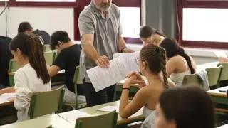 "Valientes legionarios, rojos cobardes y milicianos maricones" en el examen de Historia de España de la PAU en la Comunidad Valenciana