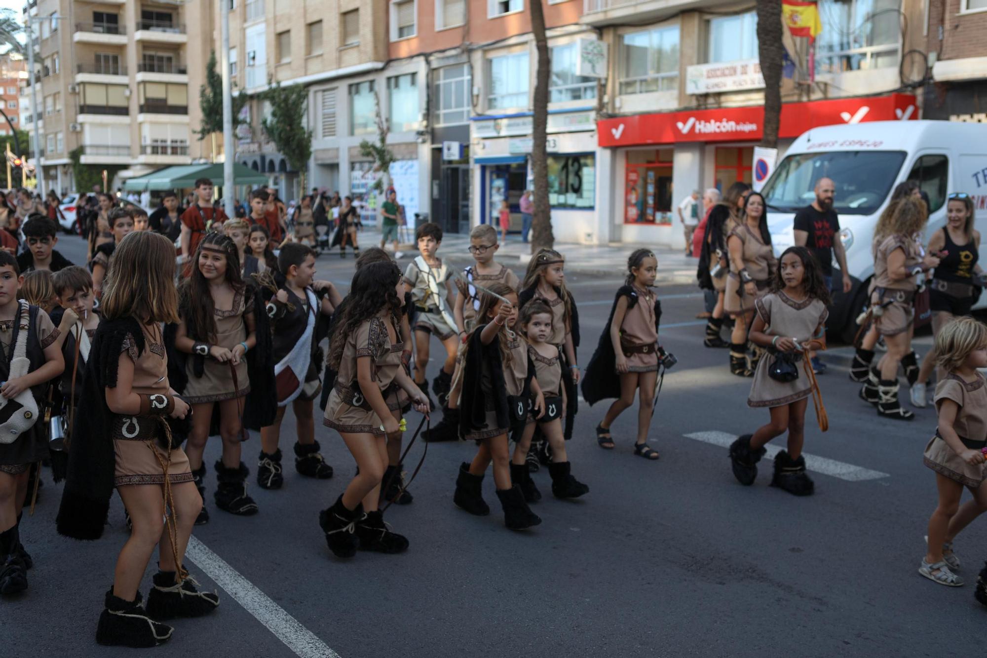 Las imágenes del desfile infantil de Carthagineses y Romanos 2023