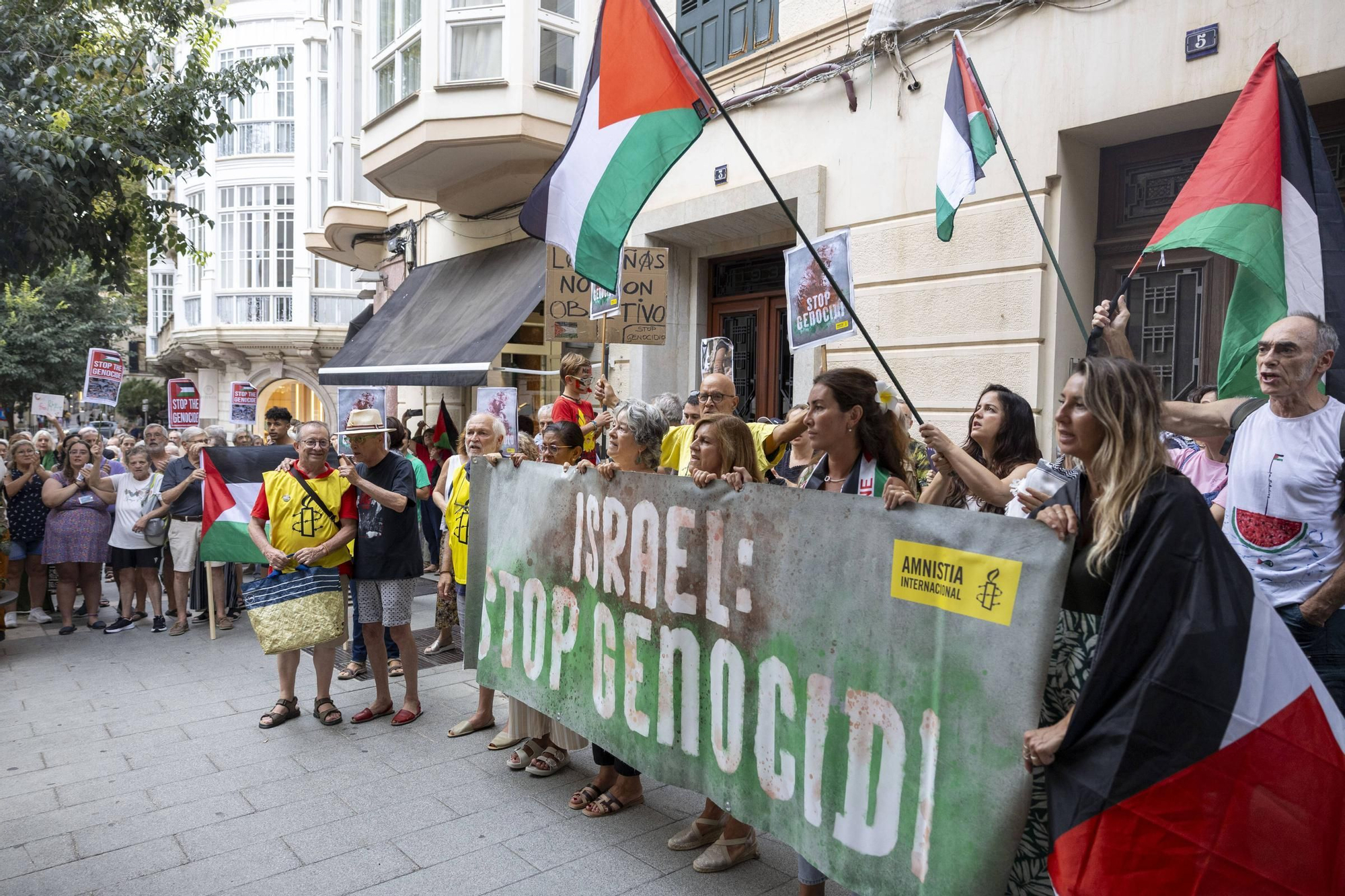 FOTOS | Clamor en Palma para exigir la protección de la flotilla hacia Gaza