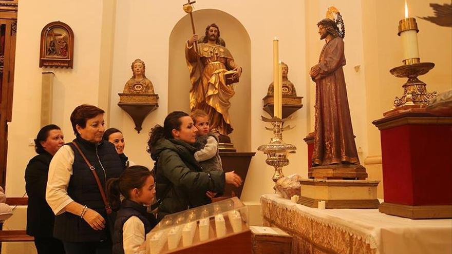 El Cristo de Medinaceli recibe a cientos de devotos