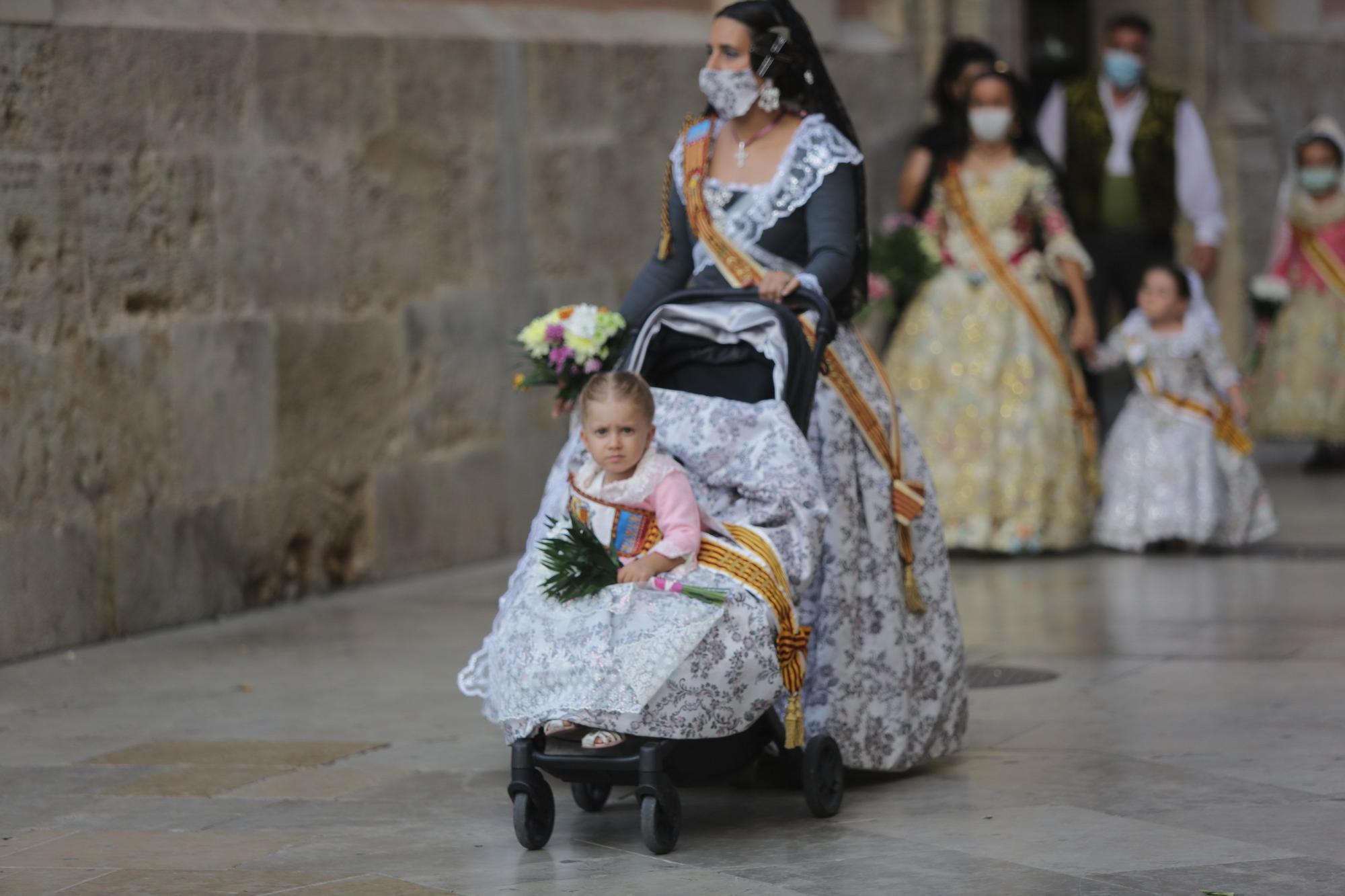 Búscate en el segundo día de Ofrenda por la calle de la Mar (entre las 19.00 y las 20.00 horas)