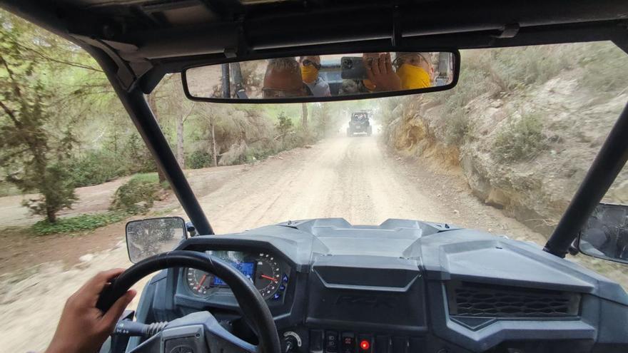 Imagen promocional de una excursión en ‘buggy’ por Eivissa. | DI