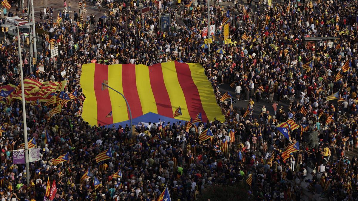 Diada de Catalunya 2023: la marcha independentista por las calles de Barcelona