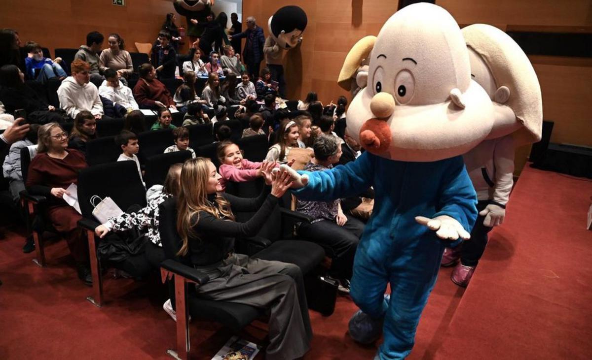 Asistió la conselleira 
de Política Social,
 Fabiola García. 
|  Rafa Vázquez