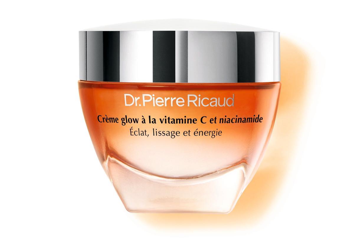 Crema luminiscente con vitamina C y niacinamida, de Dr. Pierre Ricaud (25,90 euros)