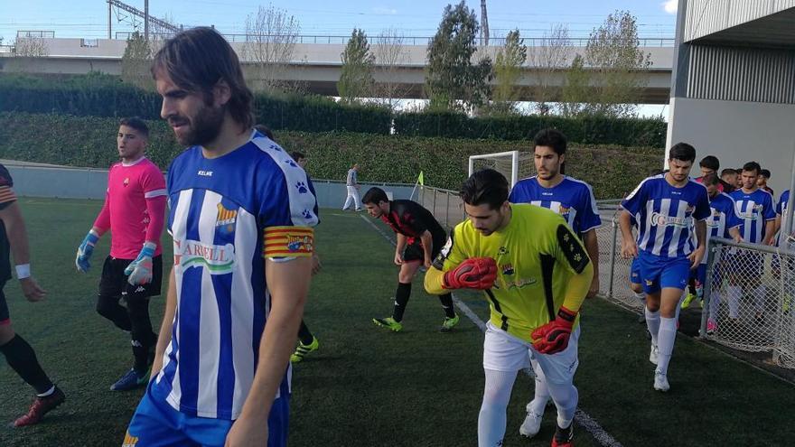 El Figueres talla l&#039;hemorràgia contra el Reus B en un immens primer temps