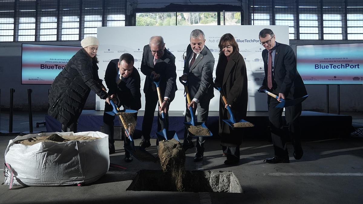 Acto de colocación de la primera piedra del BlueTechPort