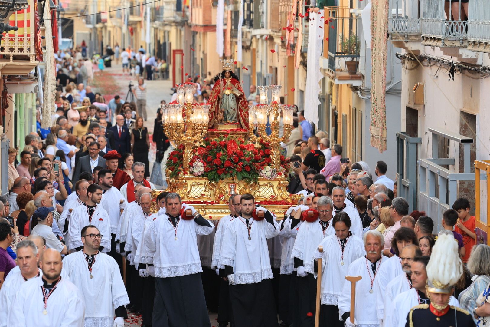 Galería de fotos de la procesión en honor a Santa Quitèria en las fiestas de Almassora