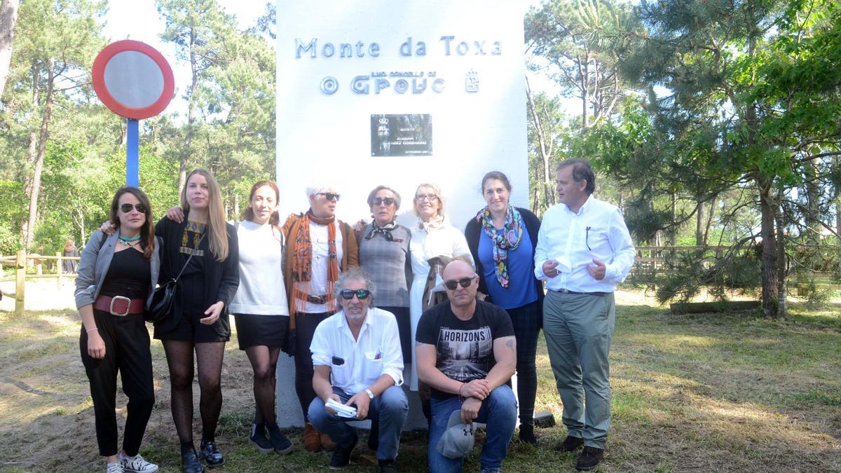 Familiares, amigos y organizadores del evento, como Xan Caneda, Avelino Ochoa, Elena Chaves o Lina Álvarez .