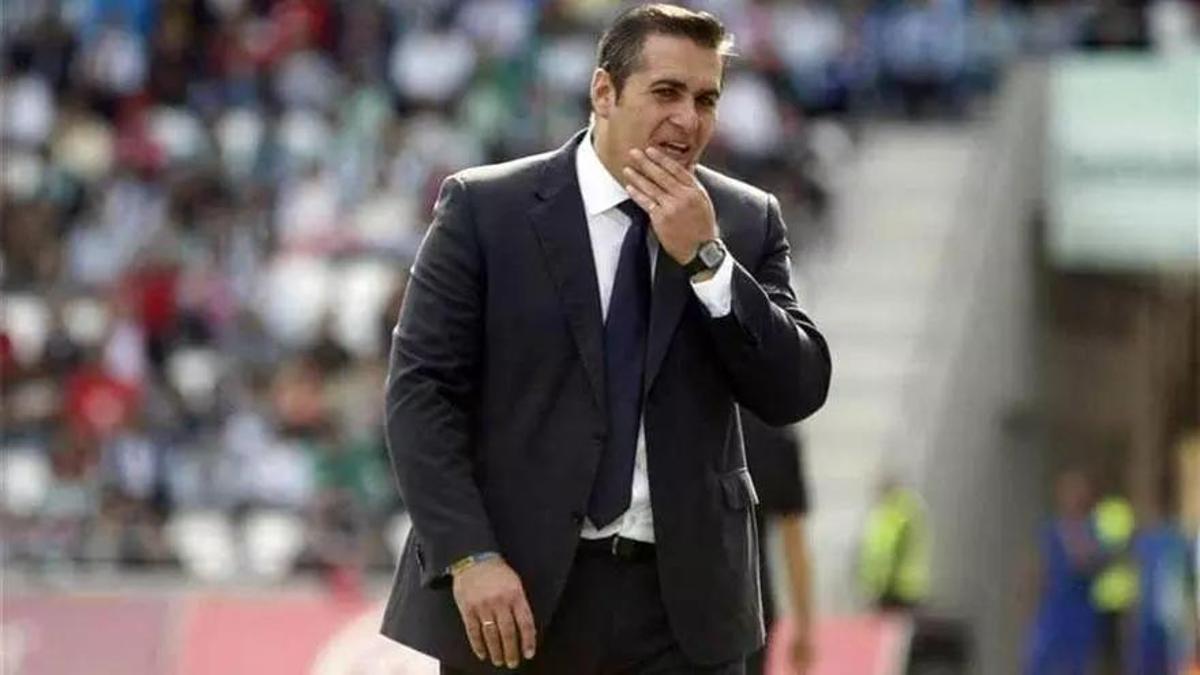 José Ramón Sandoval en El Arcángel como entrenador del Córdoba CF