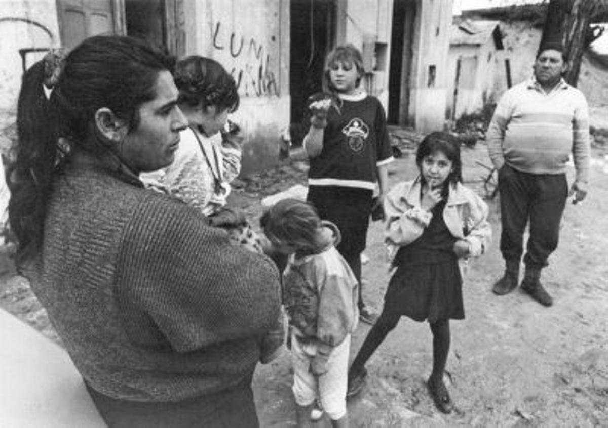 La familia que vivía en la estación abandonada de Vilamarxant a la que Anglés pretendía comprar un coche para huir.