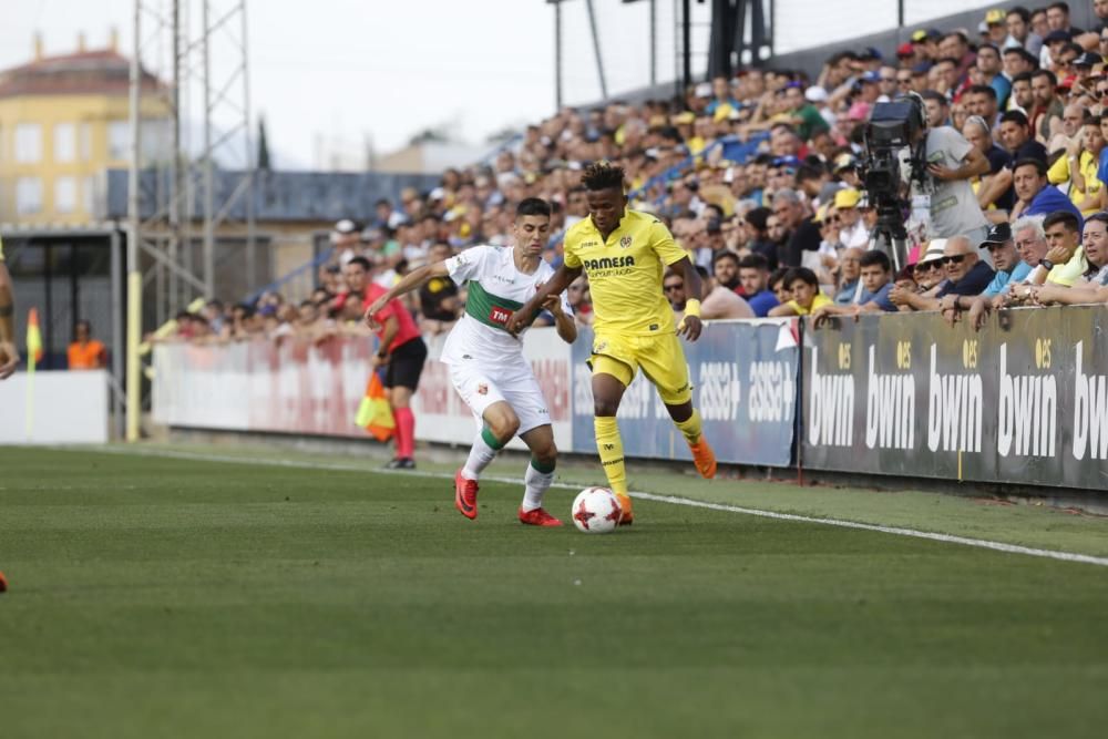 Las imágenes del partido entre el Villarreal B - Elche CF.