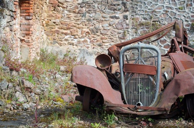 Los vehículos Oradour-sur-Glane.