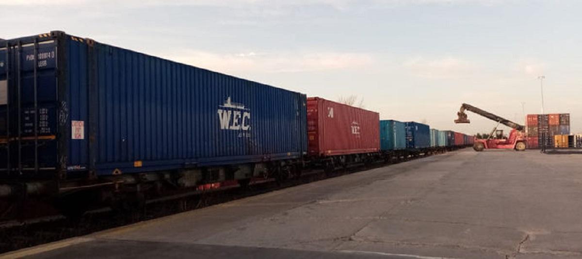 Tren de mercancías en Burgos.