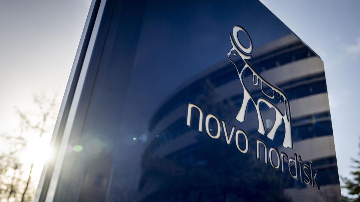 Bagsvaerd (Denmark), 05/02/2025.- The logo of Danish pharmaceutical company Novo Nordisk outside the company's headquarters in Bagsvaerd, Denmark, 05 February 2025, where the annual financial report is presented during a press conference. (Dinamarca) EFE/EPA/MADS CLAUS RASMUSSEN DENMARK OUT. DENMARK OUT