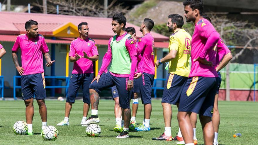 Imagen del entrenamiento de este viernes en Barranco Seco.