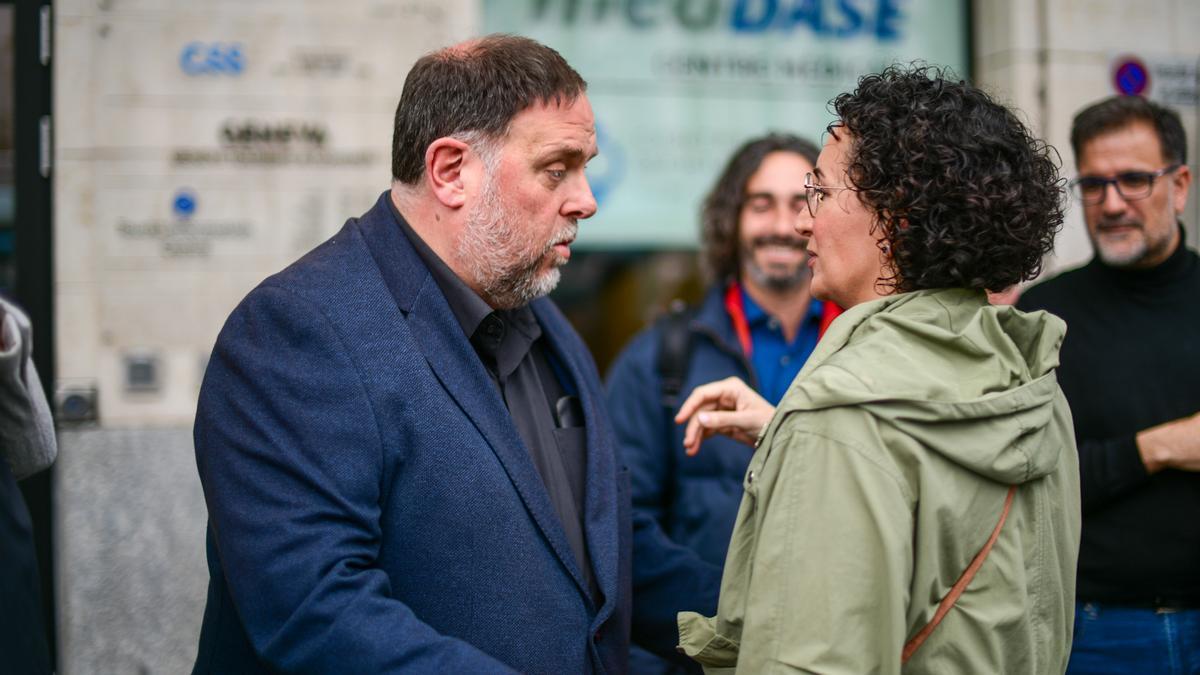 El presidente de ERC, Oriol Junqueras, y la secretaria general, Marta Rovira, en una imagen reciente.