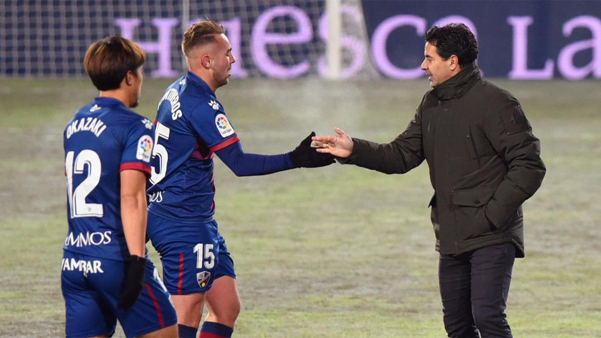 Míchel deja el cargo tras la derrota del Huesca contra el Betis