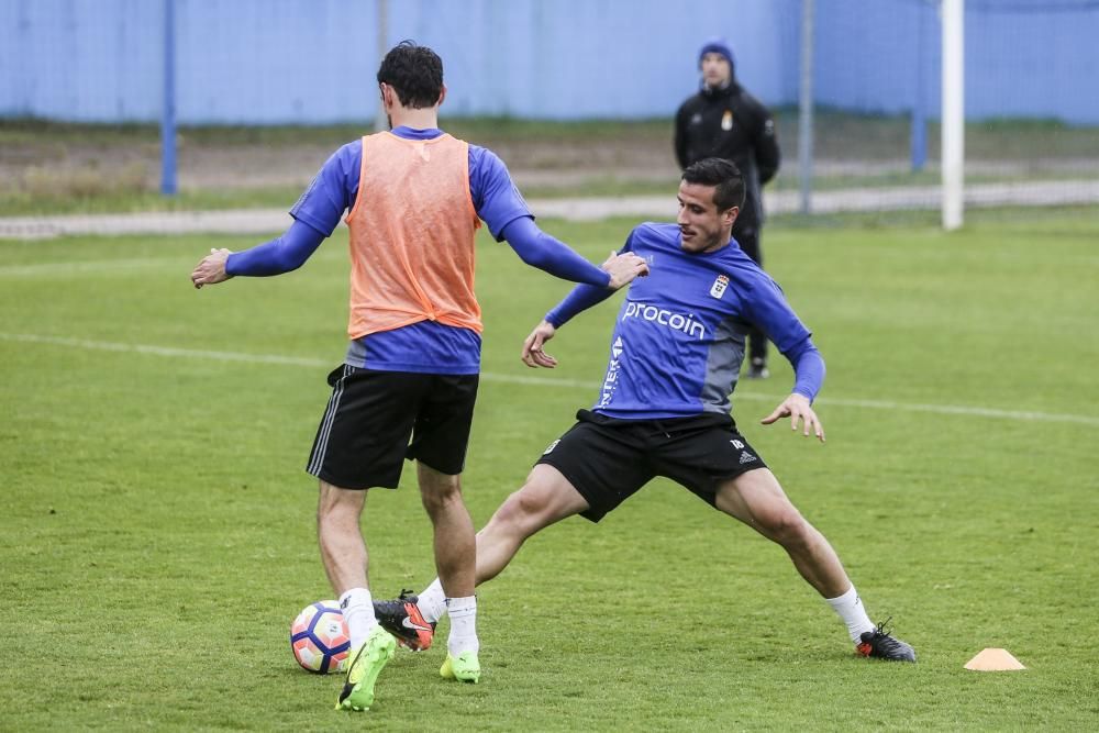 Entrenamiento del Real Oviedo en El Requexón