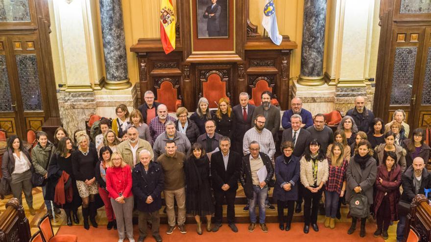 Constitución del Consello Local da Saúde en el palacio municipal de María Pita.