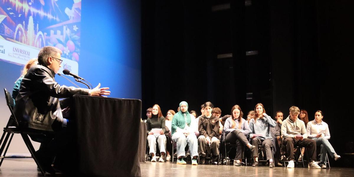 Alumnos y alumnas de diferentes centros educativos han participado en el pódcast impulsado por la Concejalía de Igualdad de Vila-real.