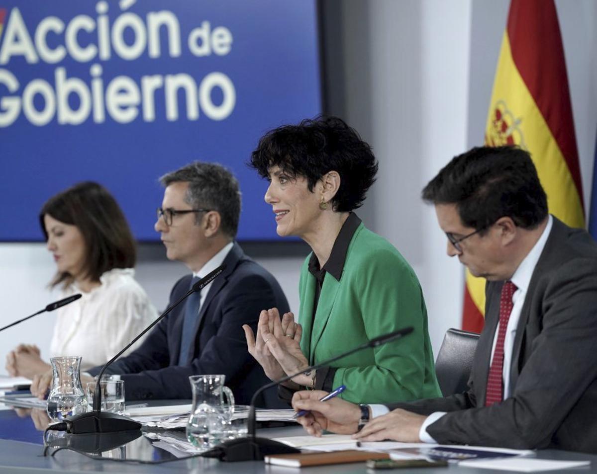 El Govern prescindeix de la reforma de la llei de partits i endureix els controls